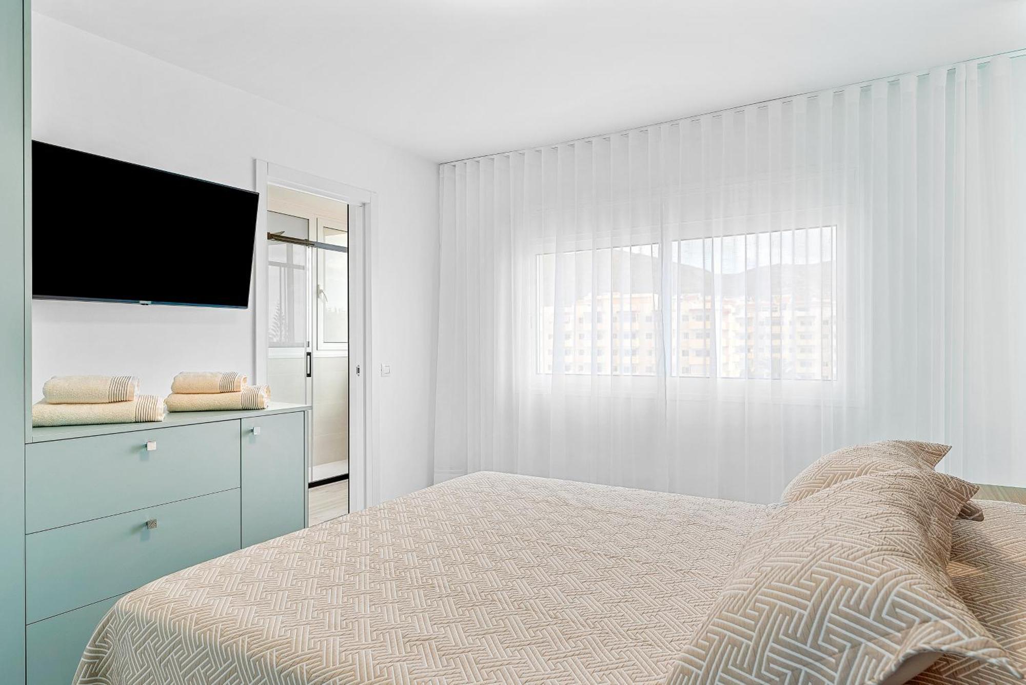 Sasha Suite Tenerife Лос Кристианос Экстерьер фото